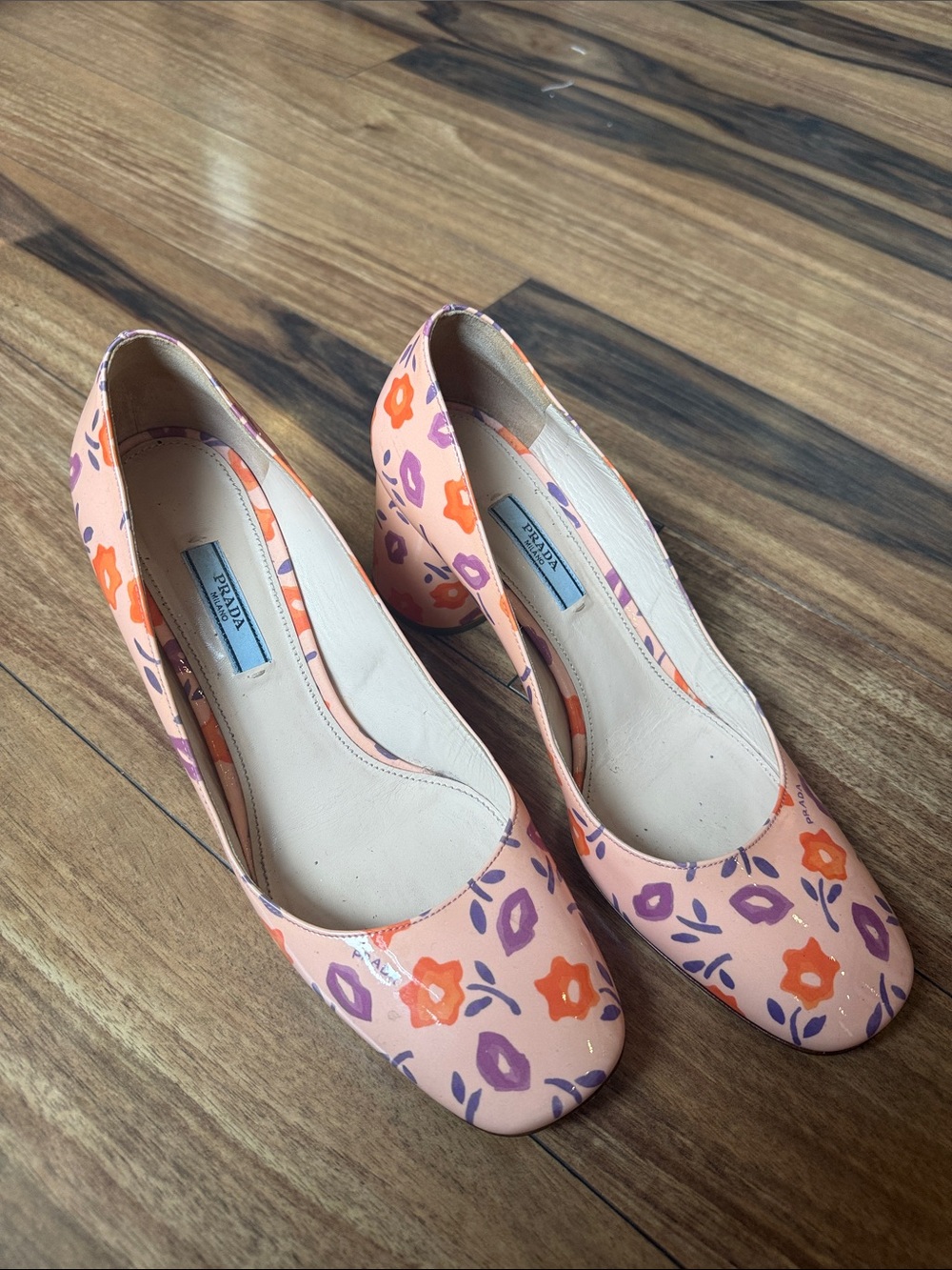 Prada Peach Floral Block Heel Pumps sz 39 - Picture 3 of 12